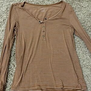 American Eagle long sleeve